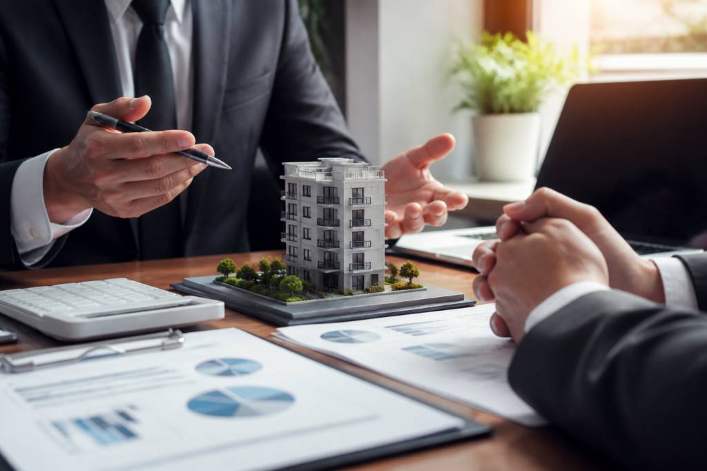 Société foncière : fonctionnement, avantages et stratégies d’investissement